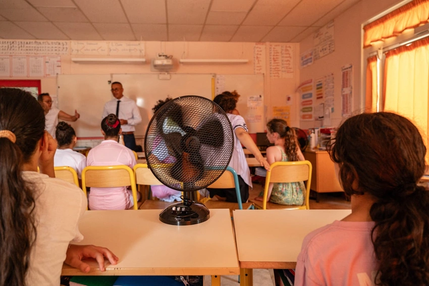 England Schools Suffer High Absences Amid Record-Breaking June Heatwave