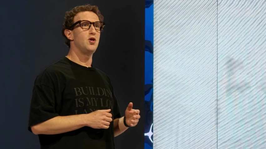 Personal AI: Superintelligence's Dawn or a Privacy Doom?
