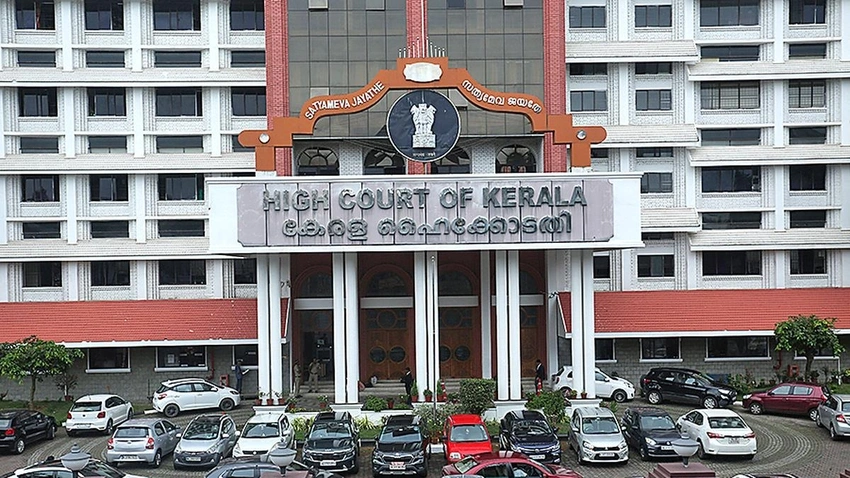 Kerala HC Questions TDB on Sabarimala Officials' Long Tenure & Pooja Material Irregularities