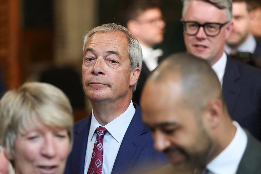 Farage faces standards probe over £5m gift from crypto billionaire