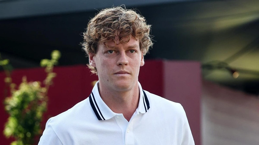 Sinner's Season Ends! World No. 1 Out with Knee Injury