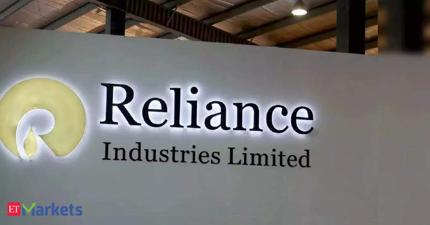 AI Strikes Indian IT! Top Firms' Market Cap Dips to Reliance Levels