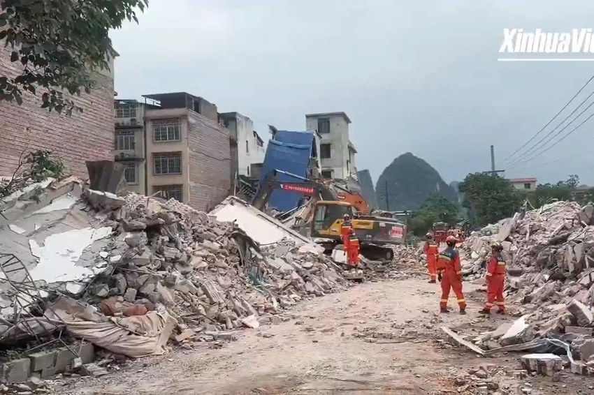 Two Dead and Thousands Evacuated After Powerful Earthquake Hits Southwest China