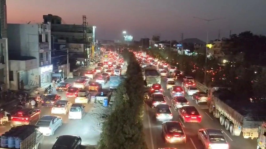 Sankranti Rush Snarls Chennai Traffic on National Highways