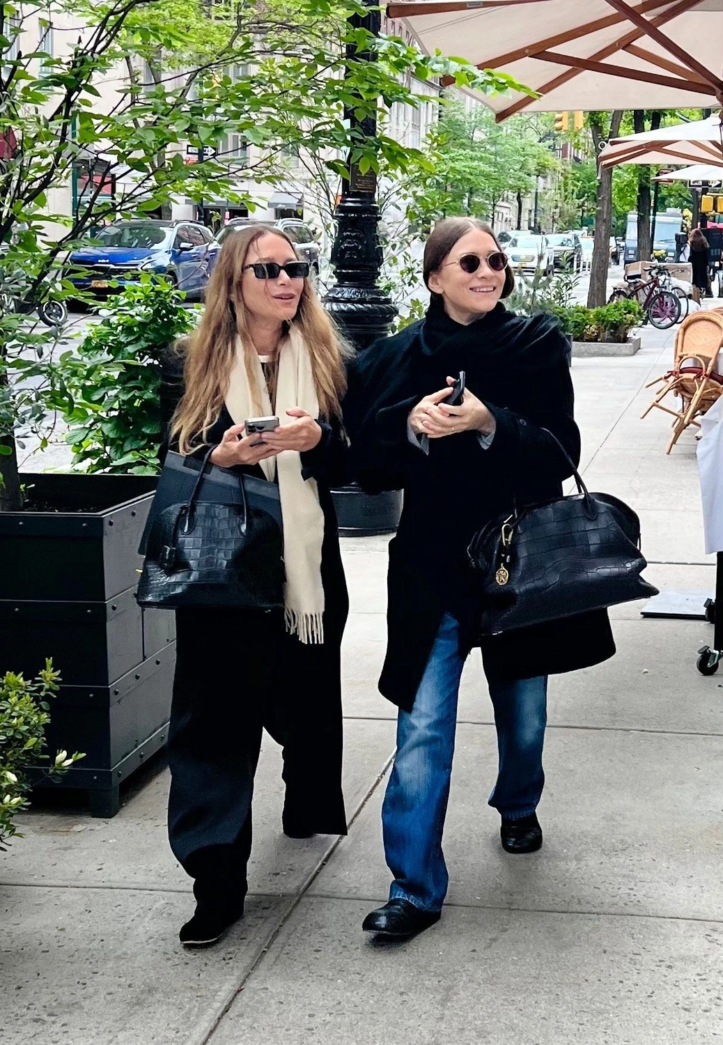Olsen Twins Make Rare NYC Outing with Coordinating Bags