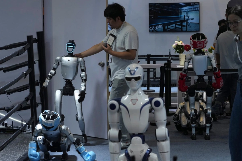 Chinese Robot Maker Unitree Soars Sixfold on Shanghai Stock Debut!