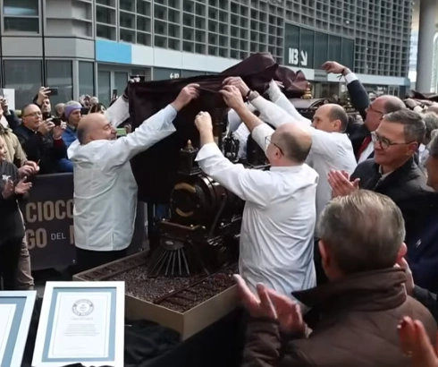World's Largest Chocolate Sculpture Stretches Beyond 55 Metres In Italy