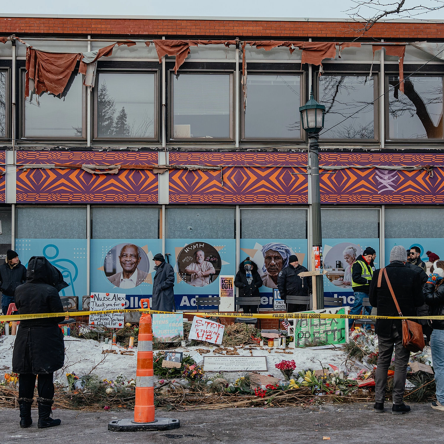 Minneapolis Protests Grow After Second ICE Killing, Video Challenges Officials