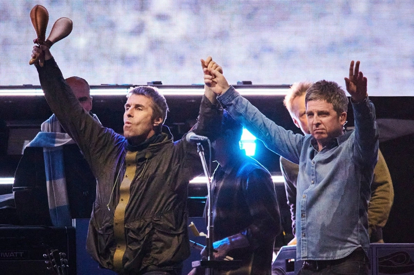 Liam Gallagher Blasts Oasis Glastonbury 2027 Rumors: "Calm the F*** Down!"