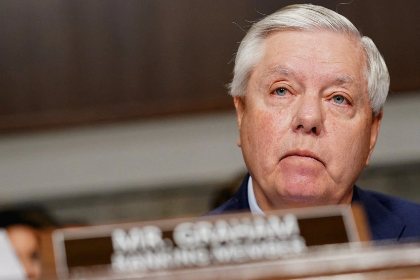 Trump Backs Lindsey Graham's Sister for SC Senate Vacancy