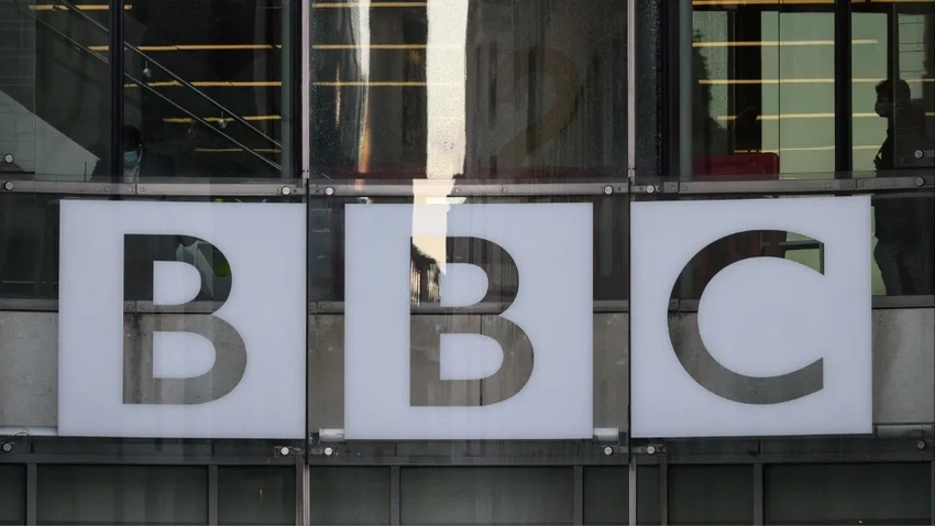 BBC Chief Apologizes as Trump Editing Row Sparks Top Resignations