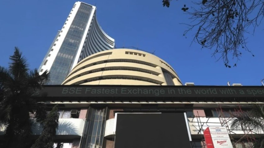 Wall Street Ends Higher on Iran War De-Escalation Hopes