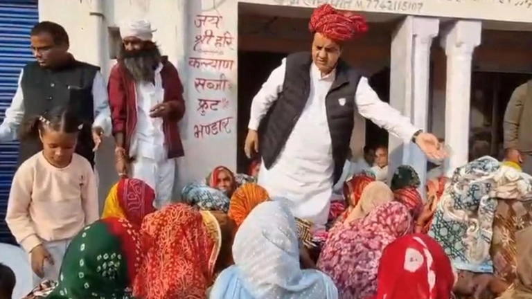 Rajasthan BJP Leader Refuses Blankets to Muslim Women in Donation Drive