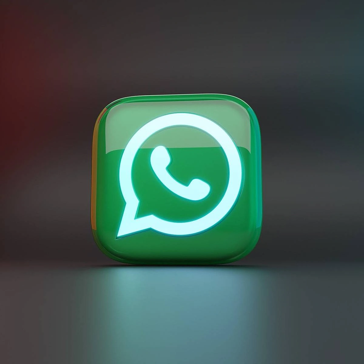 WhatsApp Rolls Out Message Translation on iOS and Android
