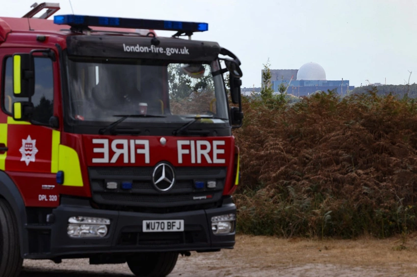 A31 Shut Down: Vehicle Fire Spreads to New Forest Heathland!