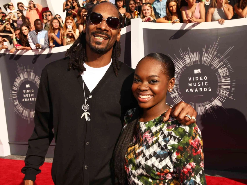 Navigating Fame: How Snoop Dogg's Only Daughter Cori Forges Her Own Path