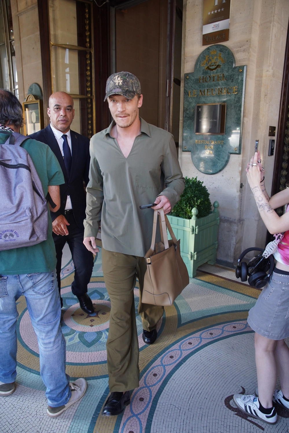 Paris Heat? Connor Storrie's Genius Tonal Trick for Fashion Week!