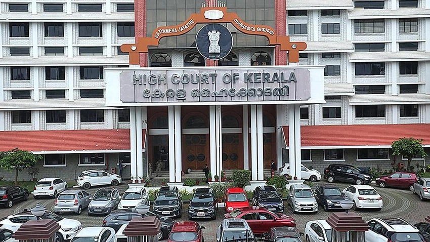 Kerala HC Finds Systematic Gold Tampering at Sabarimala, 11 Arrests