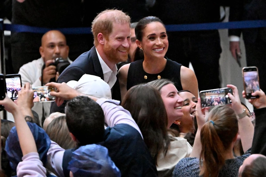 Royals Gather for Peter Phillips & Harriet Sperling's Wedding in Cotswolds!