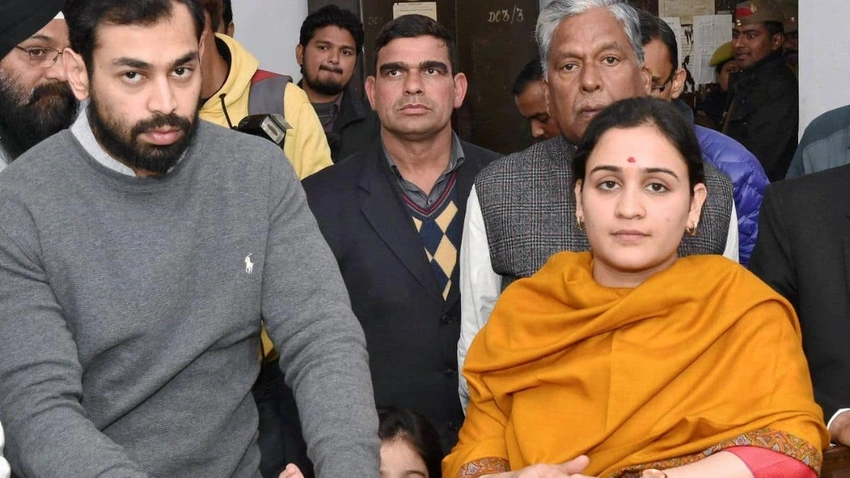 Prateek Yadav to Divorce Aparna: Family Rift Sparks Online Storm