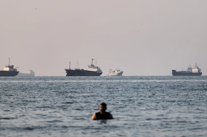 Strait of Hormuz Stalled: 80 Mines Block Key Global Shipping Lane!