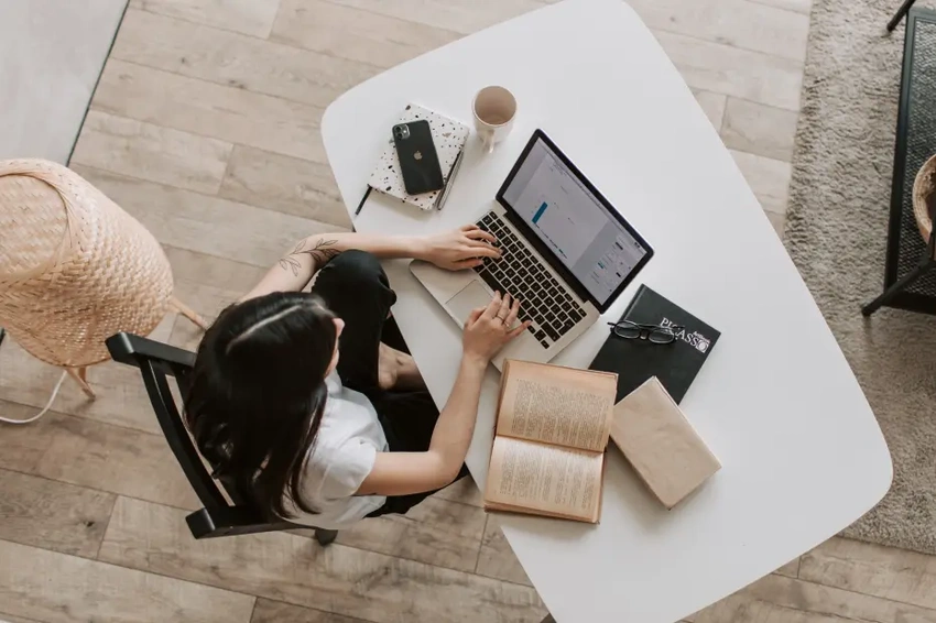 How to Choose the Best Ghostwriting Services for Your Project
