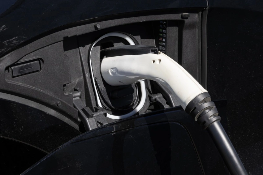 Fuel Prices Skyrocket: Europe Sees Massive Surge in Electric Vehicle Sales!