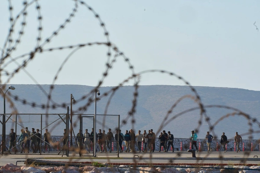 Twenty-two migrants die after six days at sea off the Greek coast