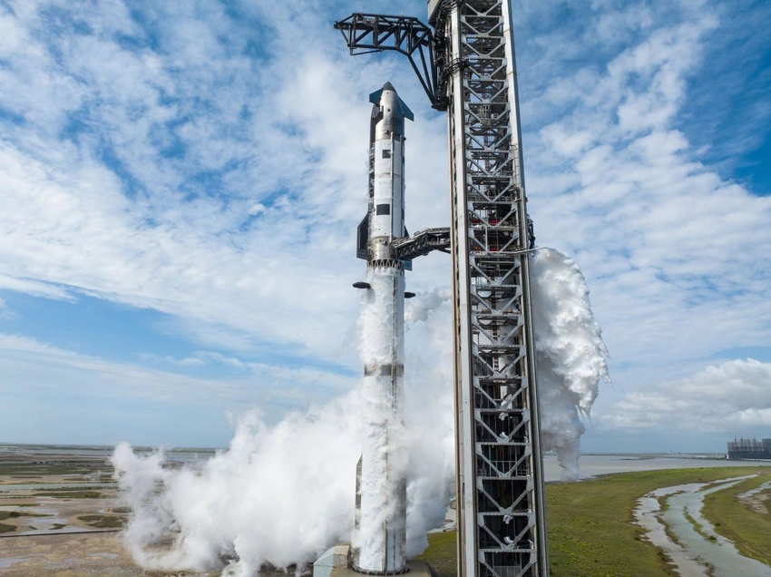 SpaceX Scrubs Starship V3 Launch: Next Attempt Set for Friday Evening