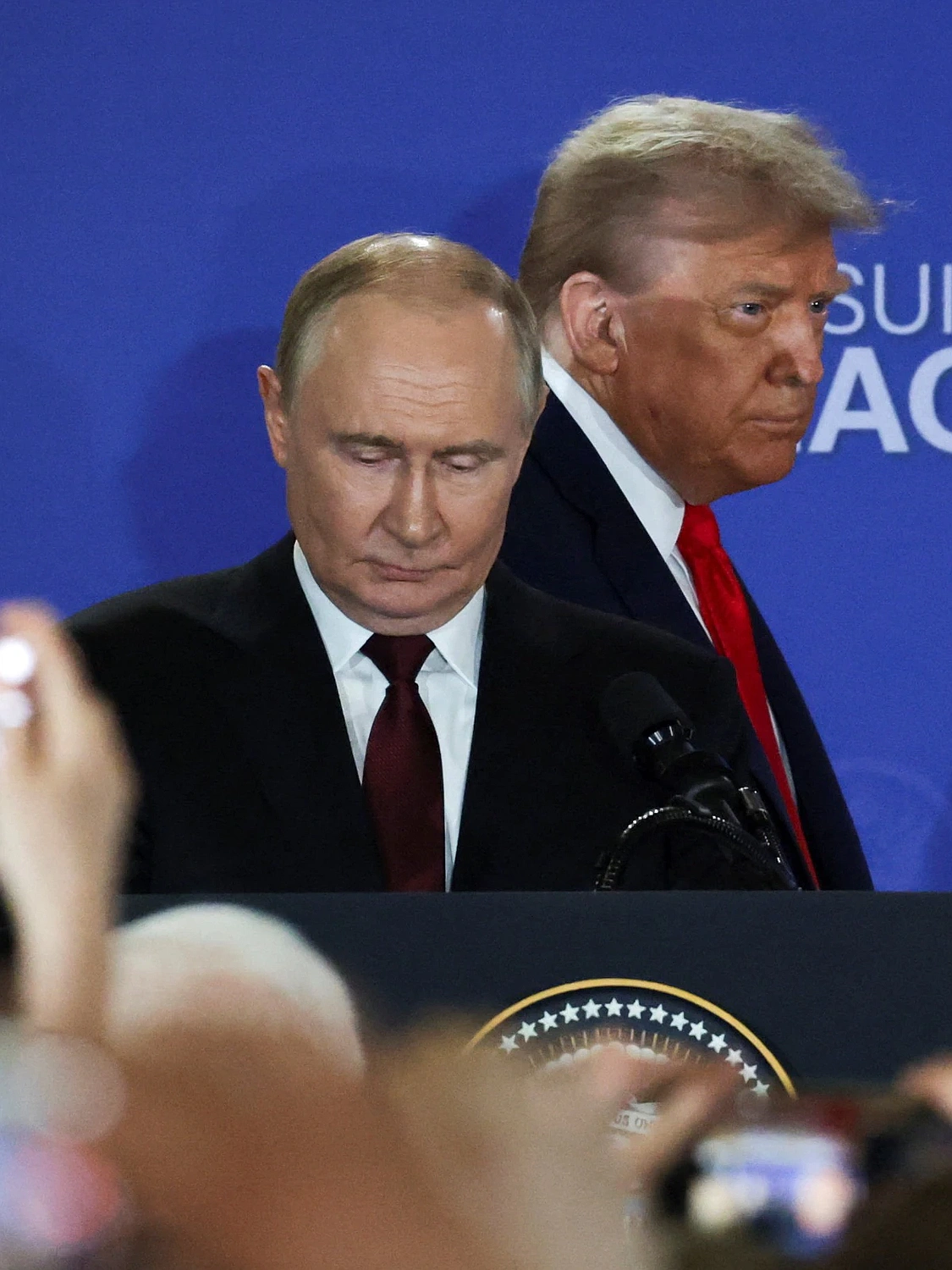 Trump Sanctions Russian Oil Firms as Global Oil Rises 3.7%