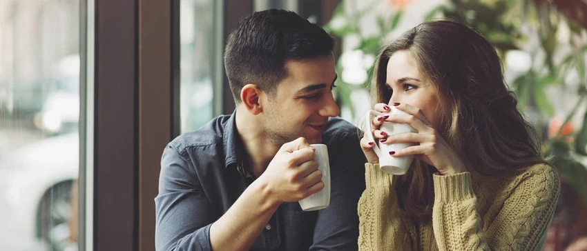 Digital Detox Dating: Men Chasing the Slow-Burn