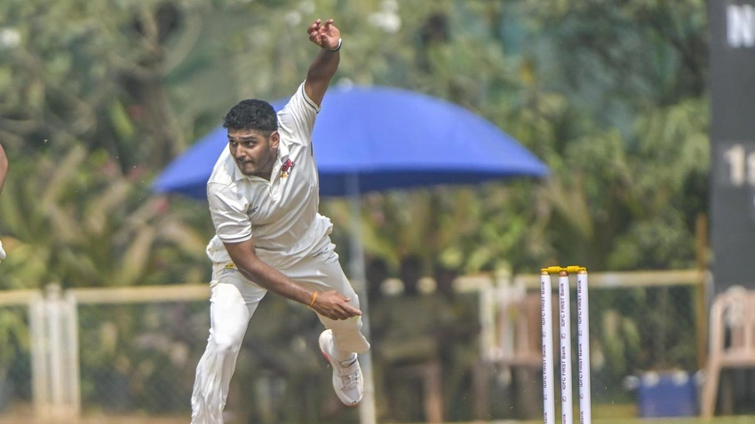 Avasthi, Deshpande spark Mumbai comeback to edge Karnataka in Ranji QF