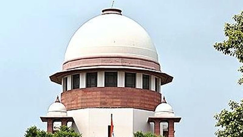 CJI to Re-Examine Poll Panel Law Verdict Amid Judge's Son-ECI Link!