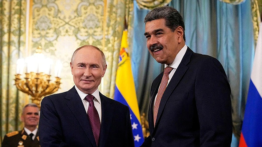 Trump weighs war options in Venezuela as Maduro faces pressure