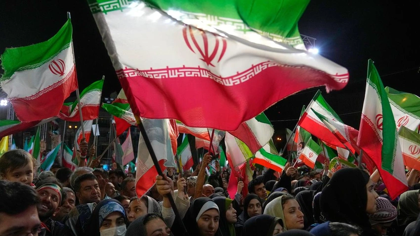 US-Iran Draft Leak: No Nukes for Sanctions Relief & $300B Funding!