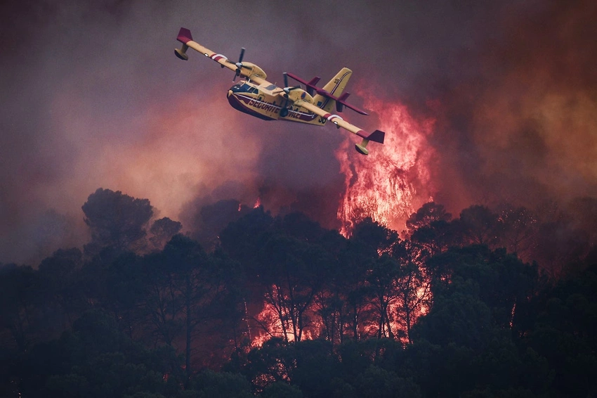 Europe Ablaze: 20,000+ Evacuated as Wildfires Rage Amid 40C+ Heatwave