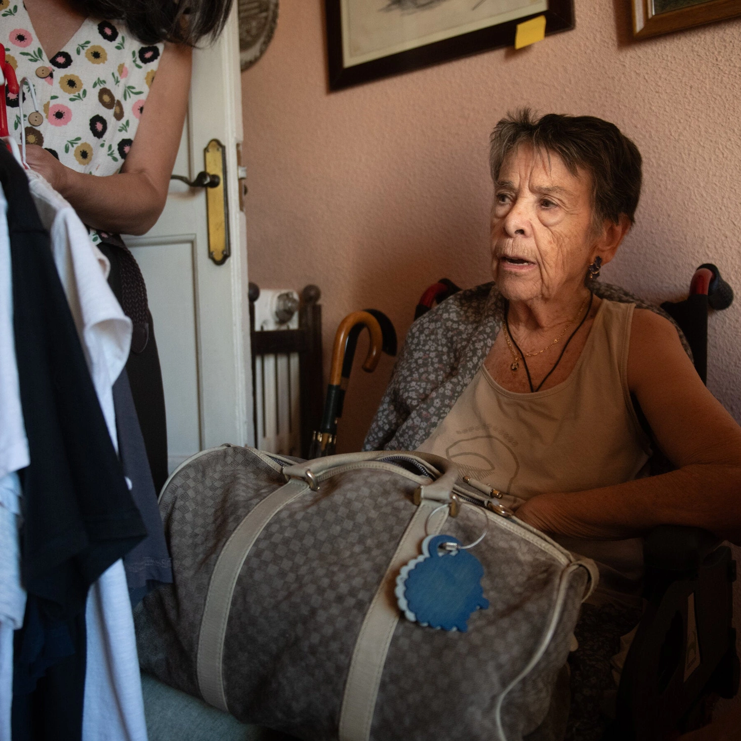 Tragedy in Spain: Evicted 87-Year-Old Dies, PM Offers Condolences