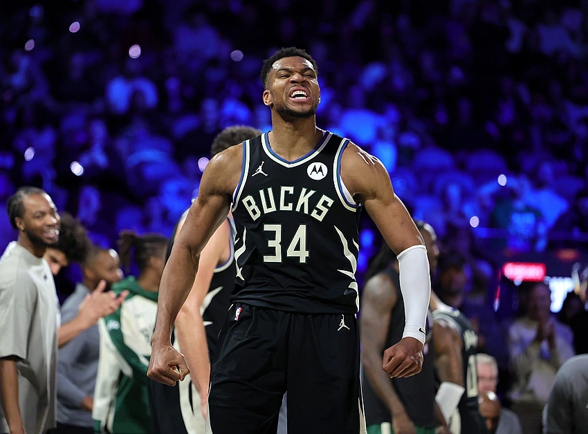 Is Giannis Playing Tonight vs Knicks? Bucks Hope for Cup Boost