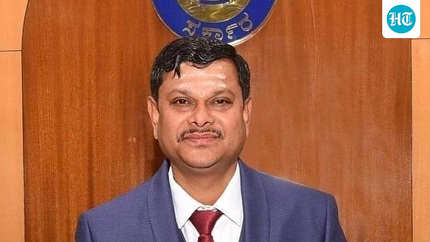 Karnataka IAS Officer Mahantesh Bilagi Dies in Kalaburagi Road Crash