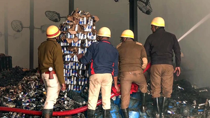 Kolkata Warehouse Fire: 7 Dead, 21 Missing as Rescue Ops Continue
