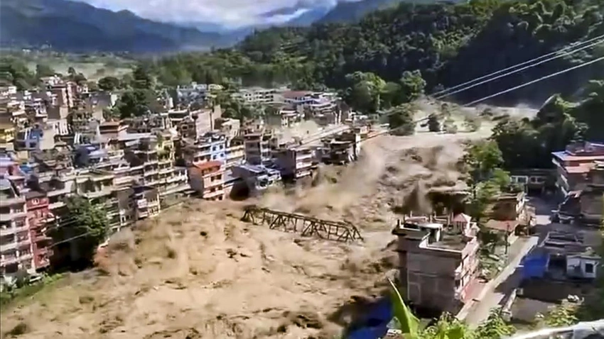 53 Keralites Stranded in Nepal Floods Confirmed Safe! 🙏