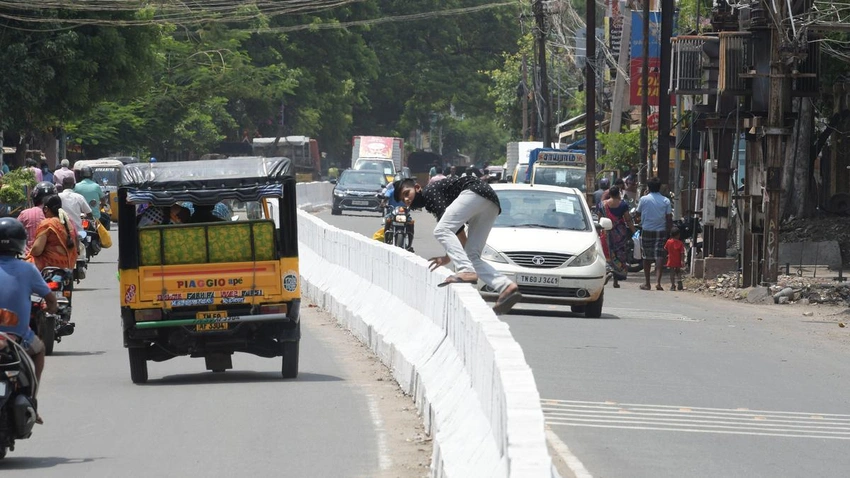 Tirunelveli road seeks speed breakers as traffic climbs