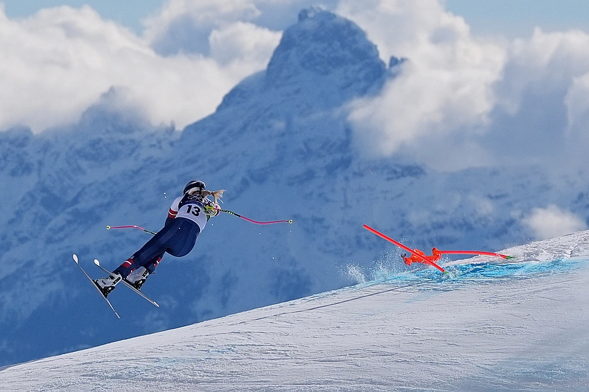Lindsey Vonn undergoes surgery after Olympic downhill crash