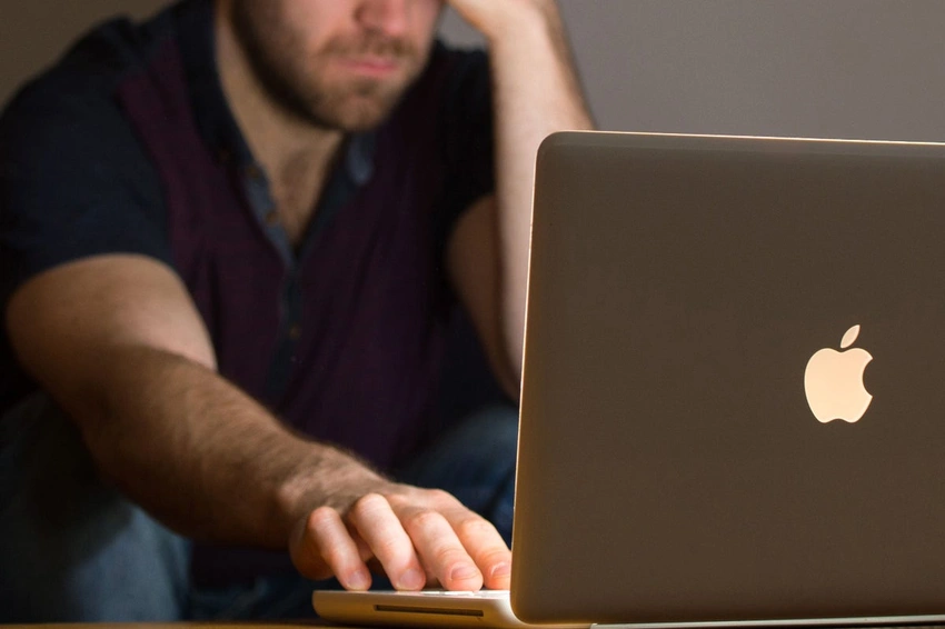 Secret House Hunting? Nearly Half of Homeowners Are 'Property Traitors'!
