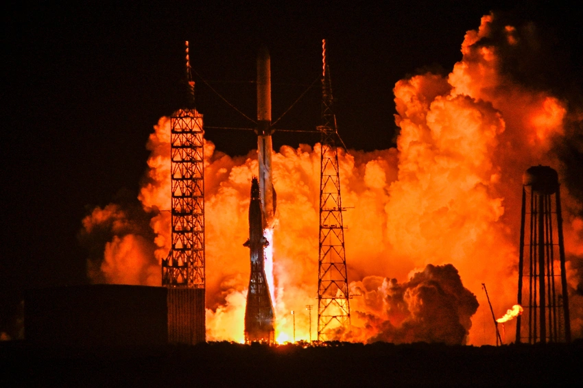 Jeff Bezos' Blue Origin New Glenn Rocket Explodes in Florida Fireball