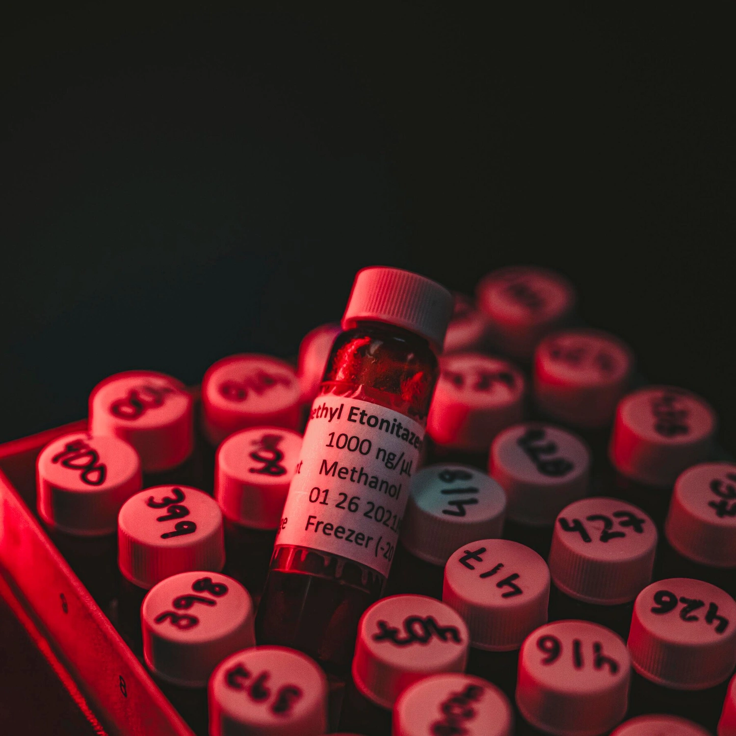 The Internet as the illicit-drug cookbook: how online spaces shape modern drug markets.