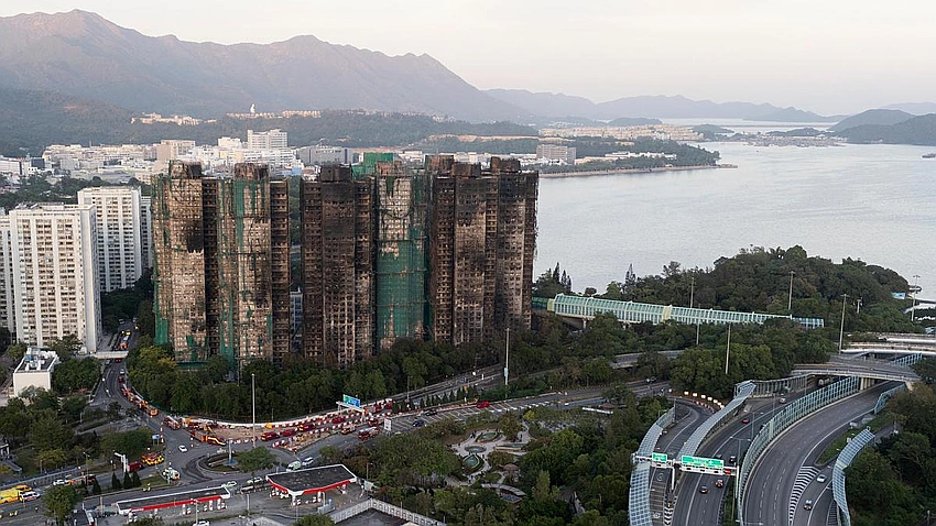 Hong Kong Fire at Wang Fuk Court Claims 128 Lives, 200 Missing