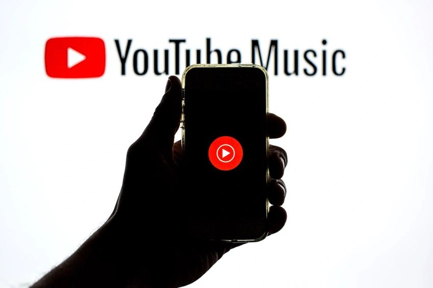 YouTube Rolls Out AI-Powered Playlist Generator for Premium Users