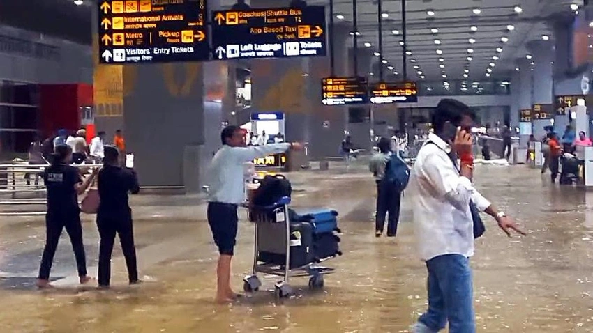 Delhi Deluge! Heavy Rains Cause Chaos, Waterlog IGI Airport & Streets