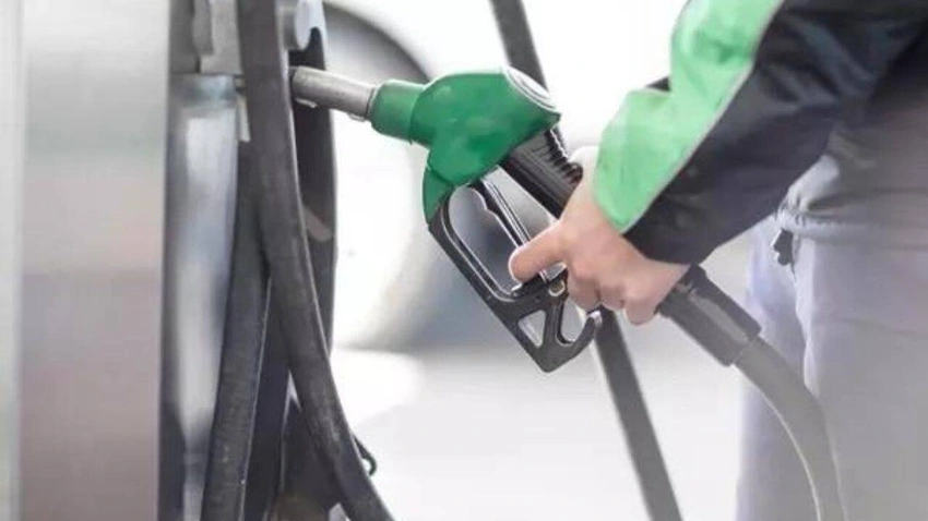 E20 vs. Pure Petrol: Govt. Clarifies Production Costs & Blending Benefits ⛽💡